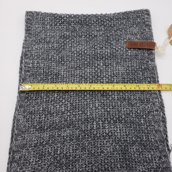Nwt Knit Factory Holland unisex gray infinity scarf cowl knit wool blend - Picture 6 of 7
